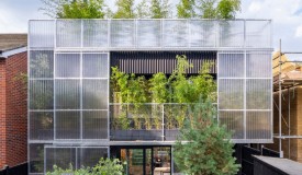 London's Green House Takes Top Honor as RIBA's House of the Year 2023