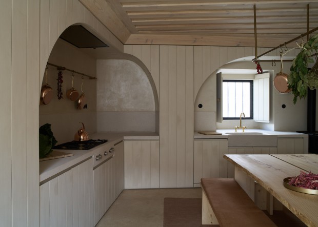 Advantages of Closed Kitchens in Modern Architecture