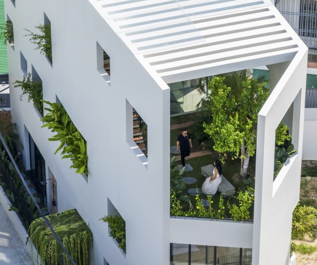 SkyGarden House: A Green Oasis in Urban Vietnam, Nurturing Nature and Luxury