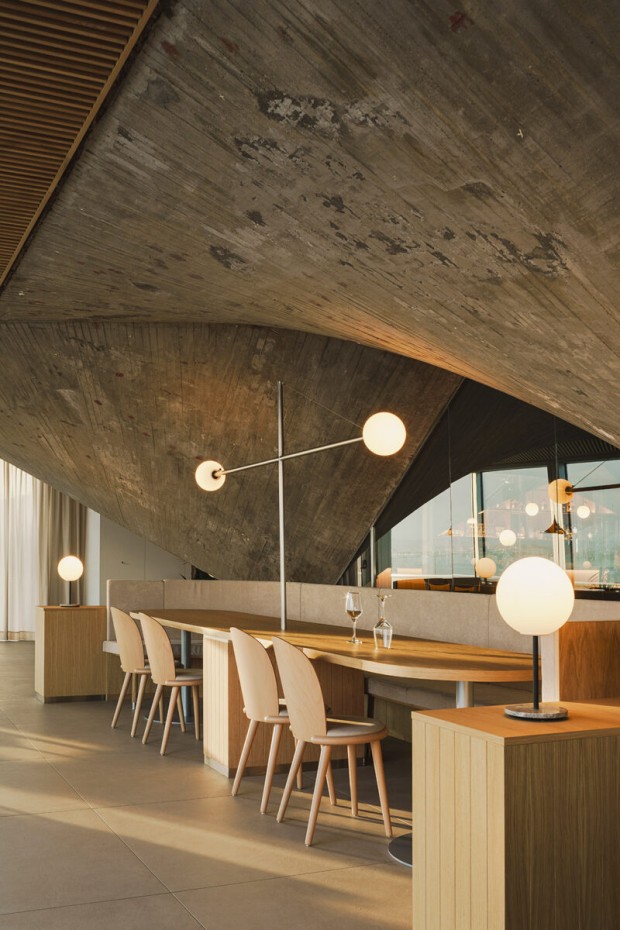 Zooco Transforms 1970s Concrete Marvel into 'Brutalism over the Sea' Spanish Restaurant