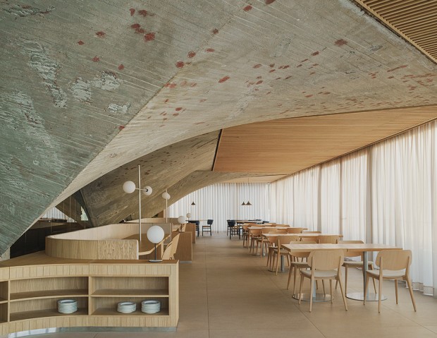Zooco Transforms 1970s Concrete Marvel into 'Brutalism over the Sea' Spanish Restaurant