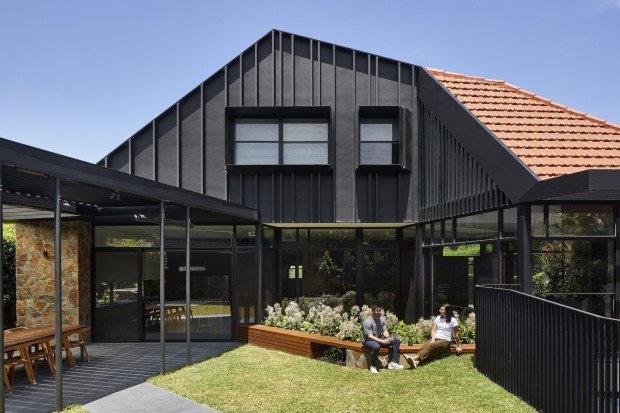 Hawthorn Hood House’s Transformation Into a 'Forever' Home, a Combination of Heritage and Modern Flair