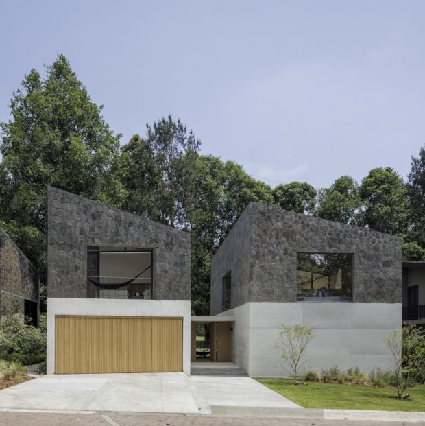 Noah House by Cadaval Estudio Displays a Modern Architectural Ode to Nature's Beauty in Valle de Bravo