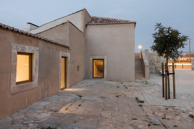 Casal Saloio Museum Interprets Rural Architecture in Cascais, Portugal