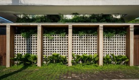 Concrete Garden by Platform 21 Architecture Welcomes Sunlight and Gentle Breezes in Manila 