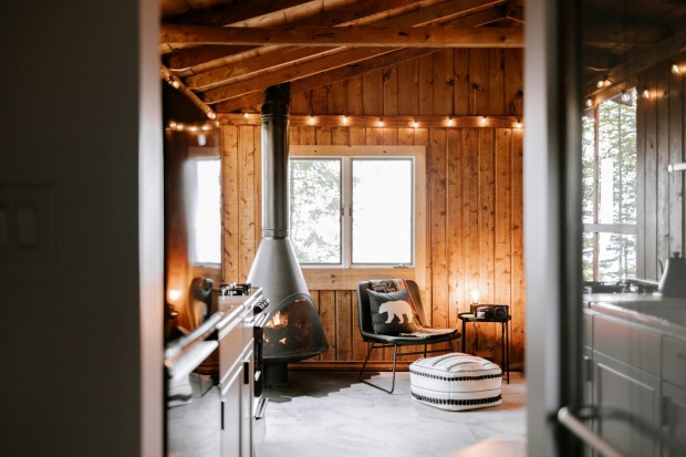 8 Interior Design Ideas to Elevate Your Home with Barn-Style Charm