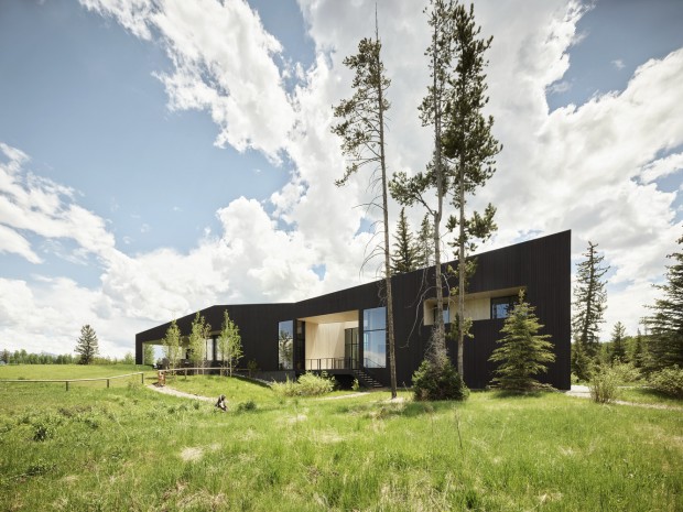 ShineMaker Residence by CLB Architects Displays Exquisite Craftsmanship in Wilson, Wyoming