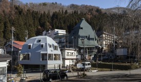 Furuya Design's Egg-Shaped Gondola House in Nagano's Snowy Highlands
