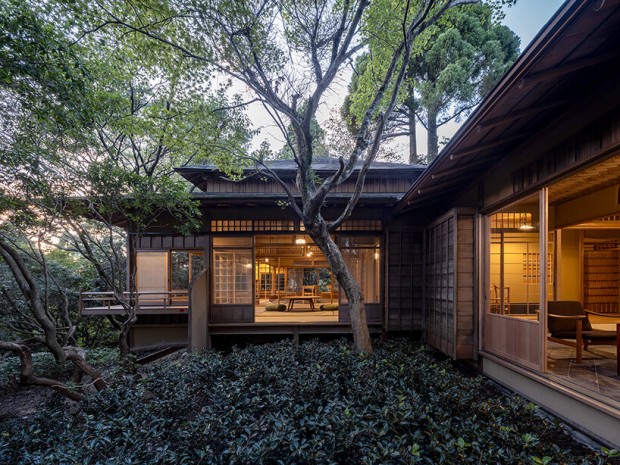 Osamu Morishita's Mountain Hotel Displays Translucent Cabins in Kobe’s Cedar Forests