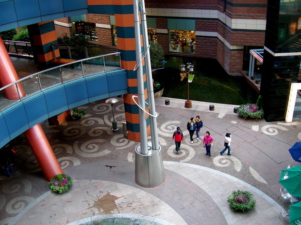 Japan's Multi-Function Mall ‘Canal City Hakata’ with Hanging Gardens, Cooling Pools and Vibrant Retail Experience