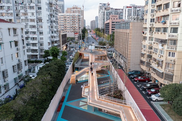 Atelier Liu Yuyang Architects Revitalizes Former Shanghai Rail Line into Vine-Like Walking Belt Community Park