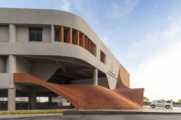 Purple Ink Studio's MSAP Architecture School Features Iconic Red Terracotta Brick Steps