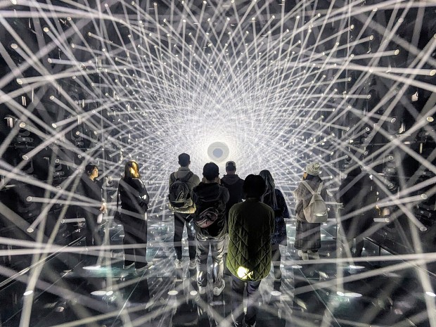 Top 10 Installation Artists Who Are Shaping Modern Art Through Immersive Experiences
