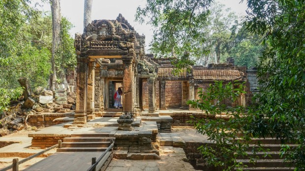 Cambodia Celebrates the Metropolitan Museum of Art’s Repatriation of 14 Ancient Statues Looted During Past Turmoil