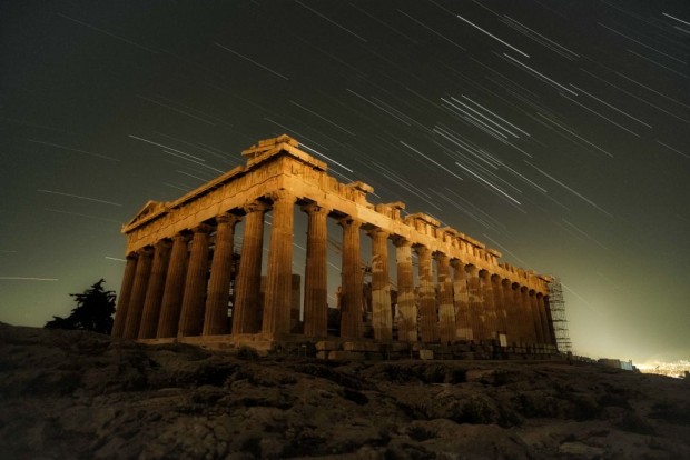 GREECE-ENVIRONMENT-PARTHENON-EARTH HOUR