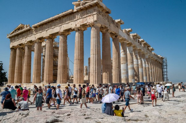 Intensifying Heatwave Forces Acropolis To Reduce Opening Hours In Athens After Warning Issued