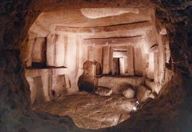 Hal Saflieni Hypogeum – Middle Level – The Central Chamber