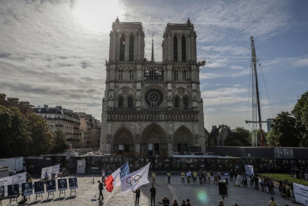 France's Plan to Replace Notre-Dame's Original Windows May Violate 1964 Venice Charter