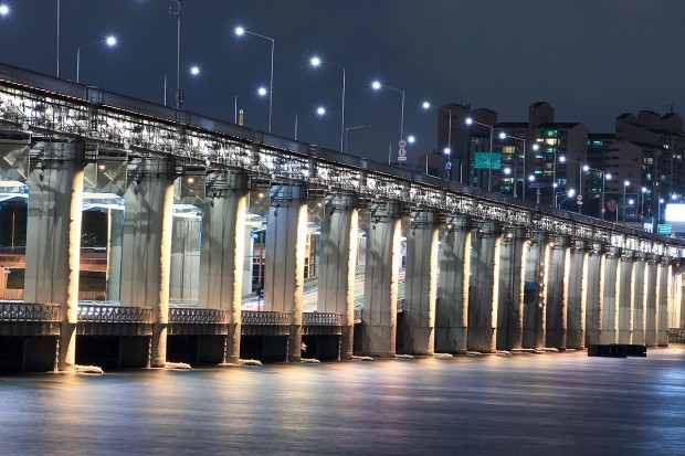 Jamsu Bridge at Night