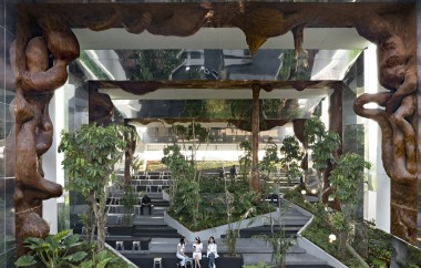 RAD+ar's Tanatap Frame Garden:  Where Art, Architecture, and Nature Converge in Jakarta's Urban Oasis