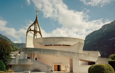 Giovanni Michelucci's Dramatic Concrete Church Symbolizes Hope and Remembrance of the Italian Dolomites