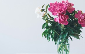 Mother's Day Interior Design Tips to Make the Celebration Extra Special