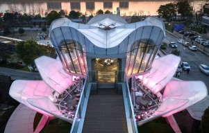 Lotus-Shaped Dynamic Building Beside the Xiangjiang River in Changsha Opens with Adaptive Design