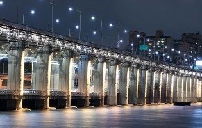 Jamsu Bridge at Night